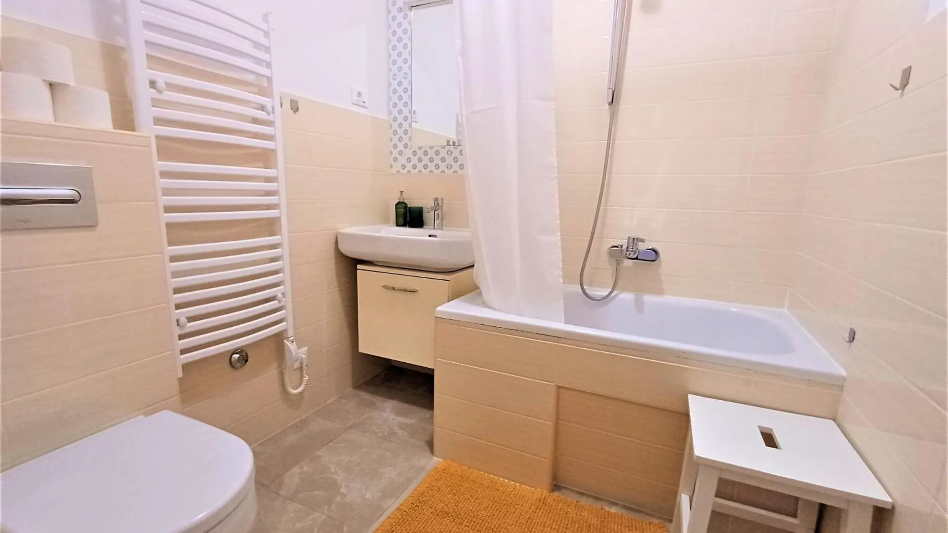 Apartment Zenta With Free Private Parking Split